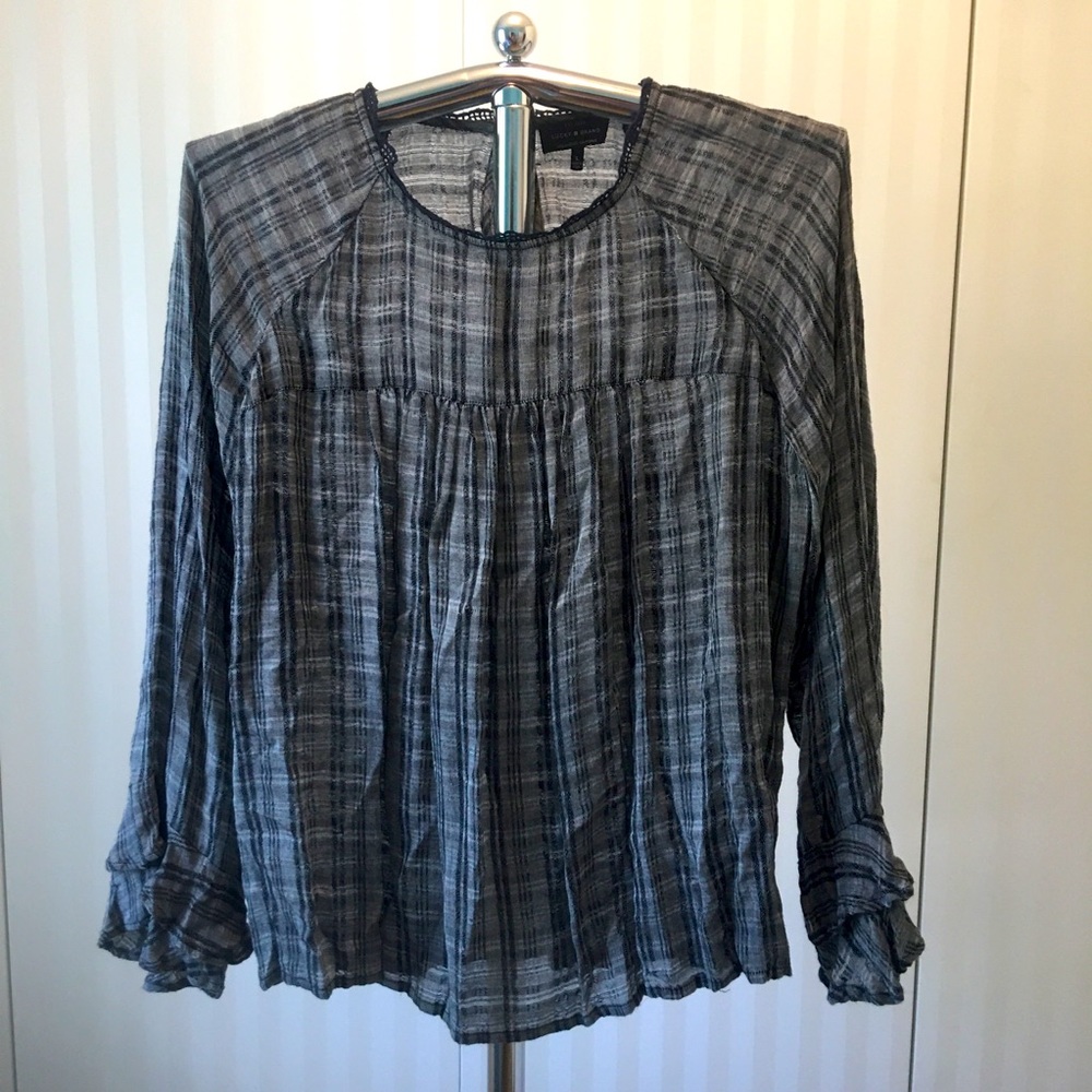Lucky Brand grey and black ruffle blouse Size L